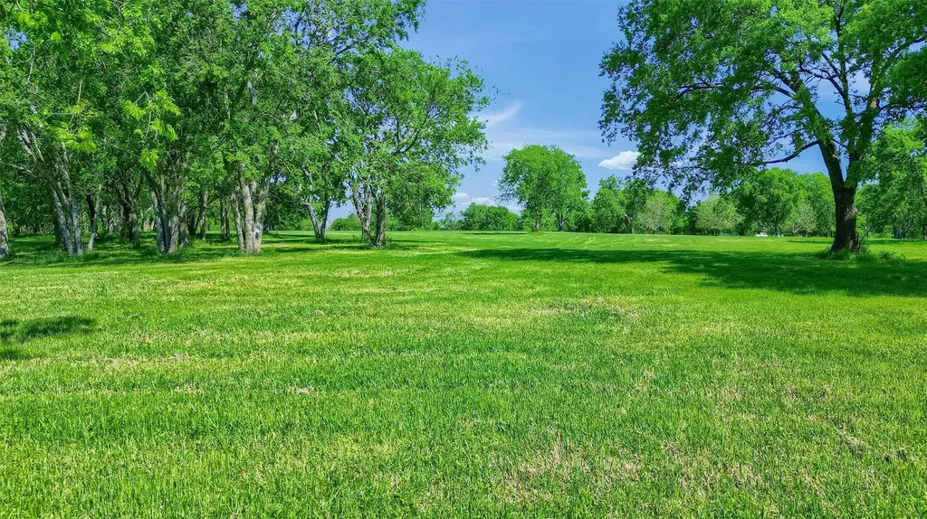 695 Mackey Road Gunter TX 75058