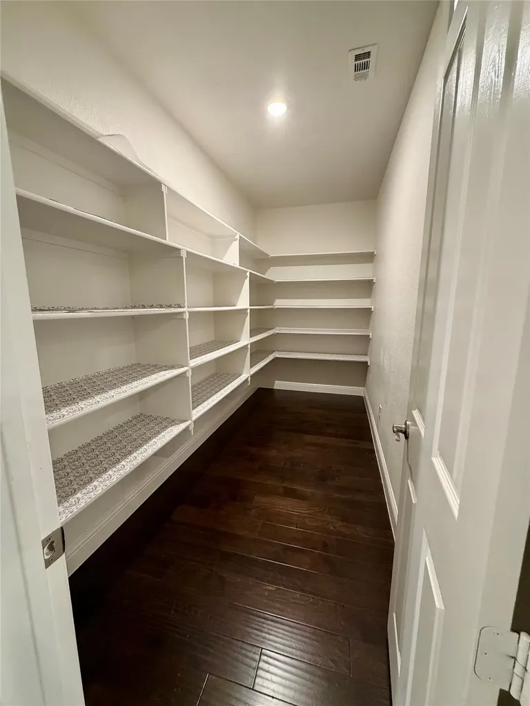 2705 Walnut Creek Lane The Colony TX 75056
