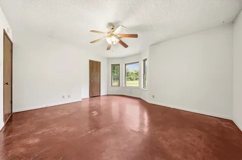 821 E Stegall Road Robinson TX 76706