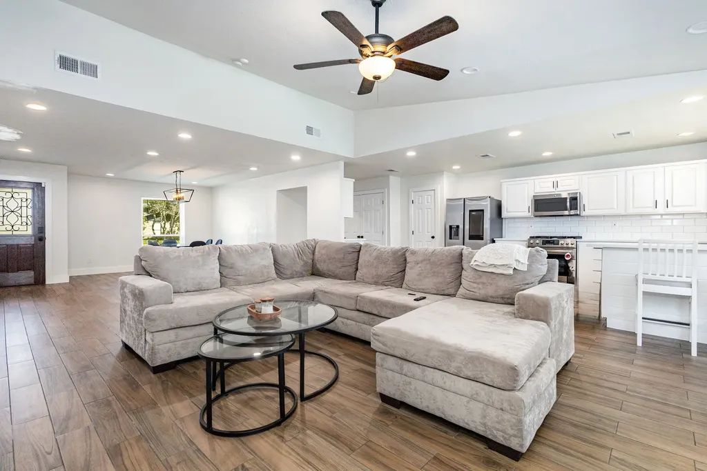 1616 Montana Trail Plano TX 75023