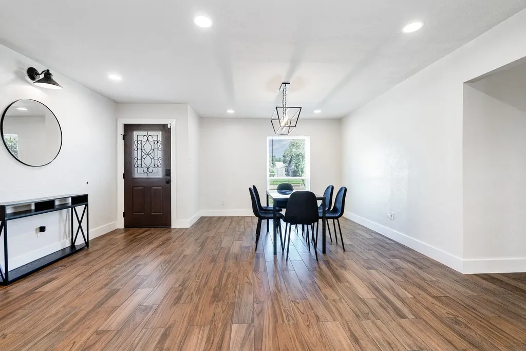 1616 Montana Trail Plano TX 75023