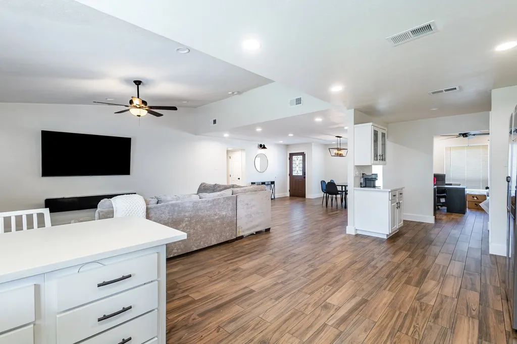 1616 Montana Trail Plano TX 75023