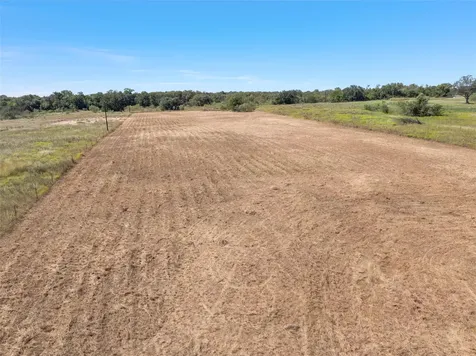 6.754 County Road 473 Lott TX 76656
