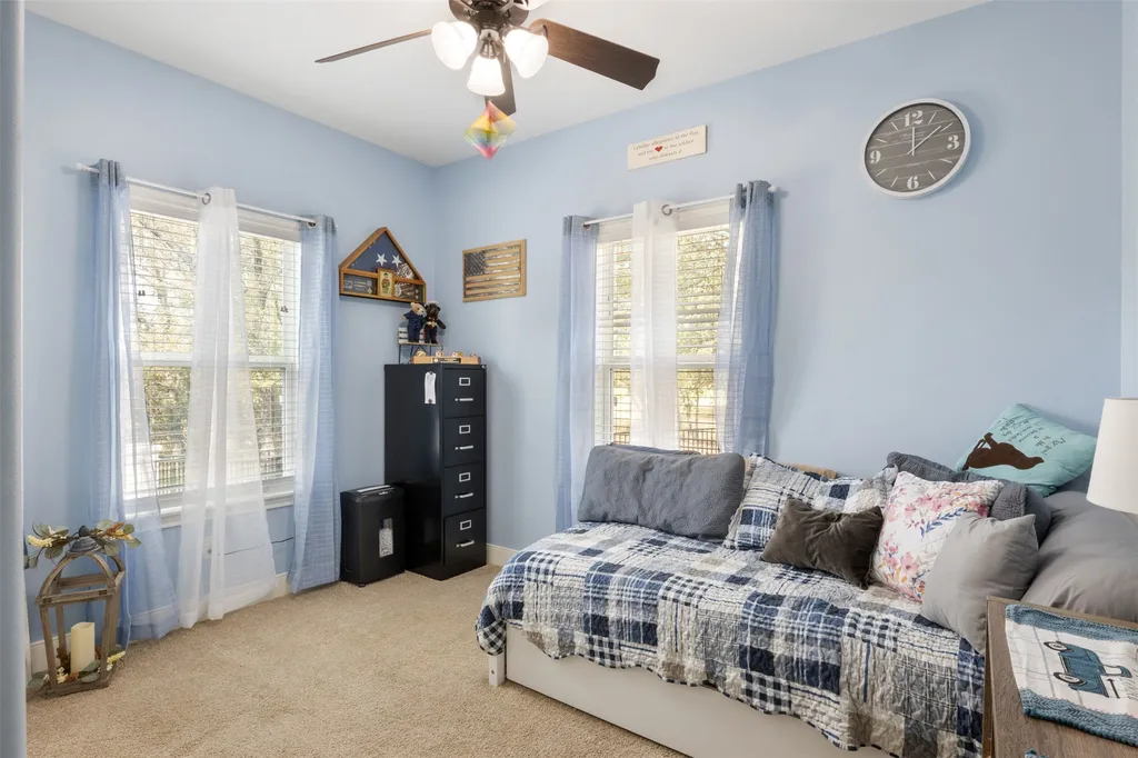 141 Eagle Point Cove Kingsland TX 78639