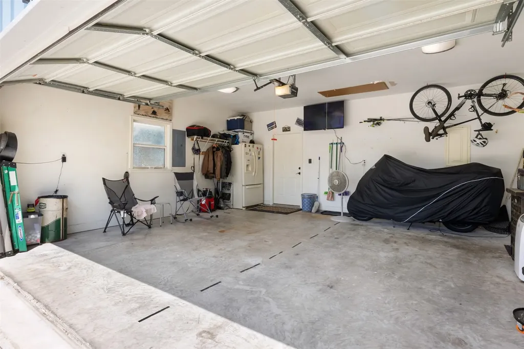 141 Eagle Point Cove Kingsland TX 78639