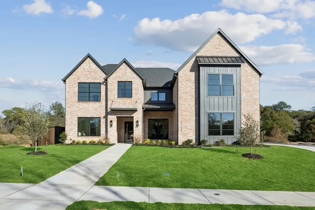 Keller TX, 1117 Keller Springs Avenue