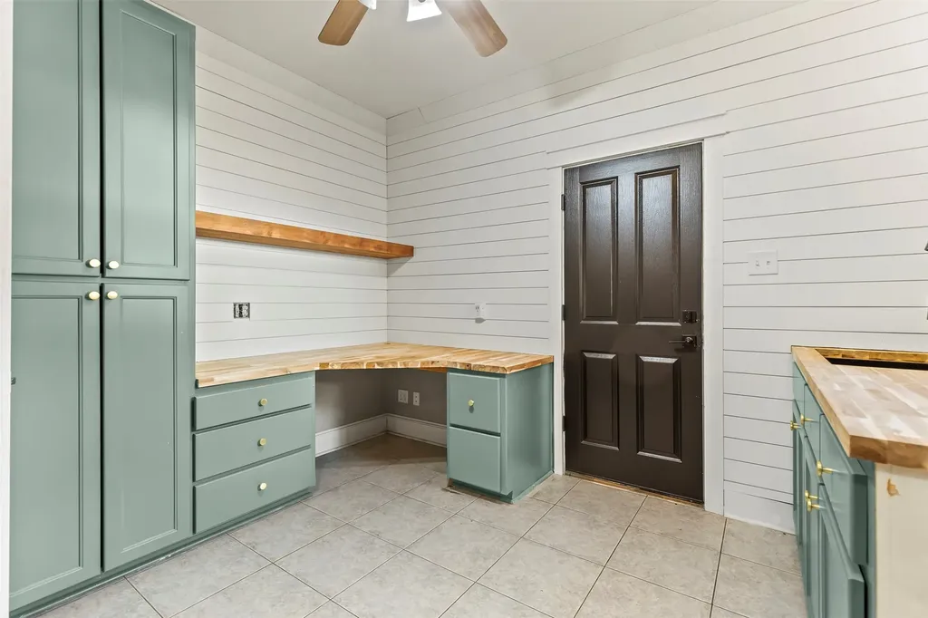 2511 Hidden Valley Trail Sherman TX 75092