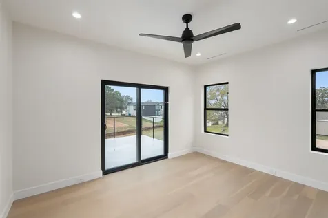 217 Autumn Wood Trail Gun Barrel City TX 75156