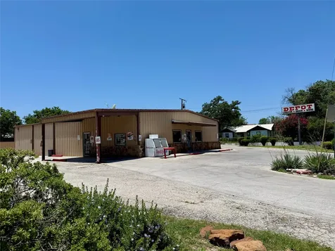 1001 A Vine Brownwood TX 76801