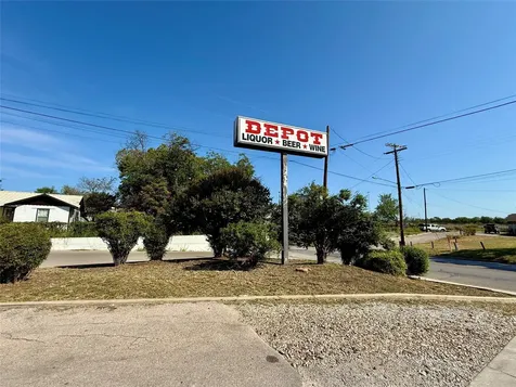 1001 A Vine Brownwood TX 76801