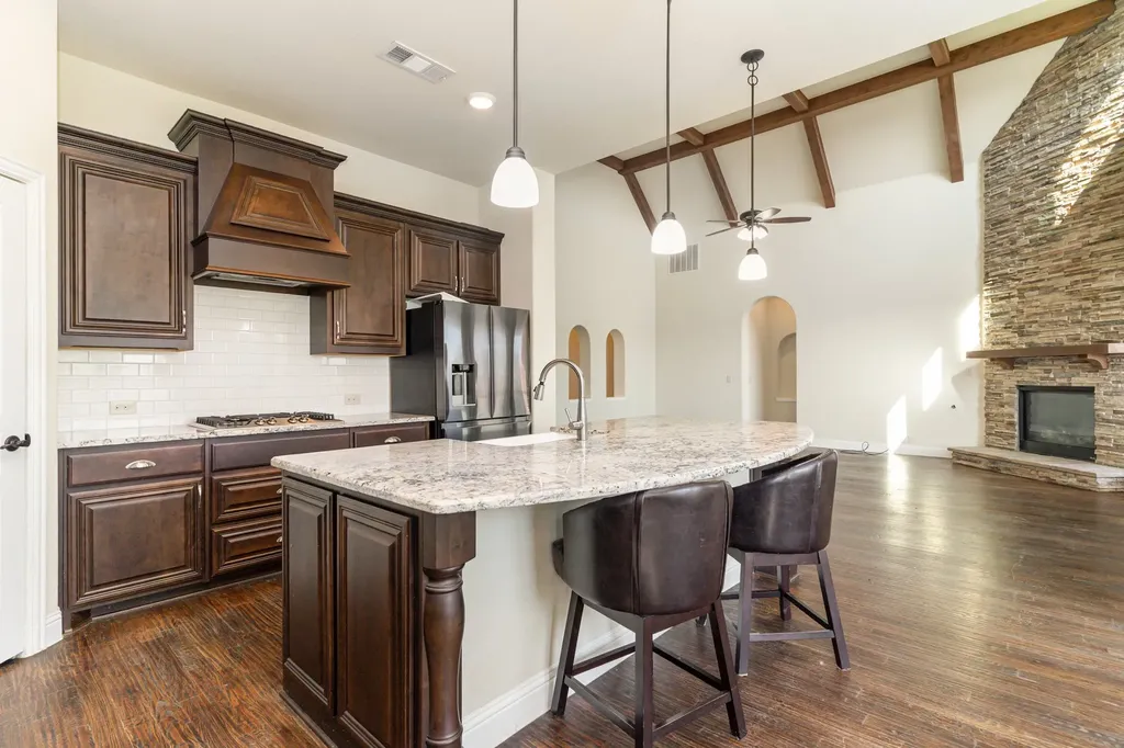 2008 Longbridge Road Forney TX 75126