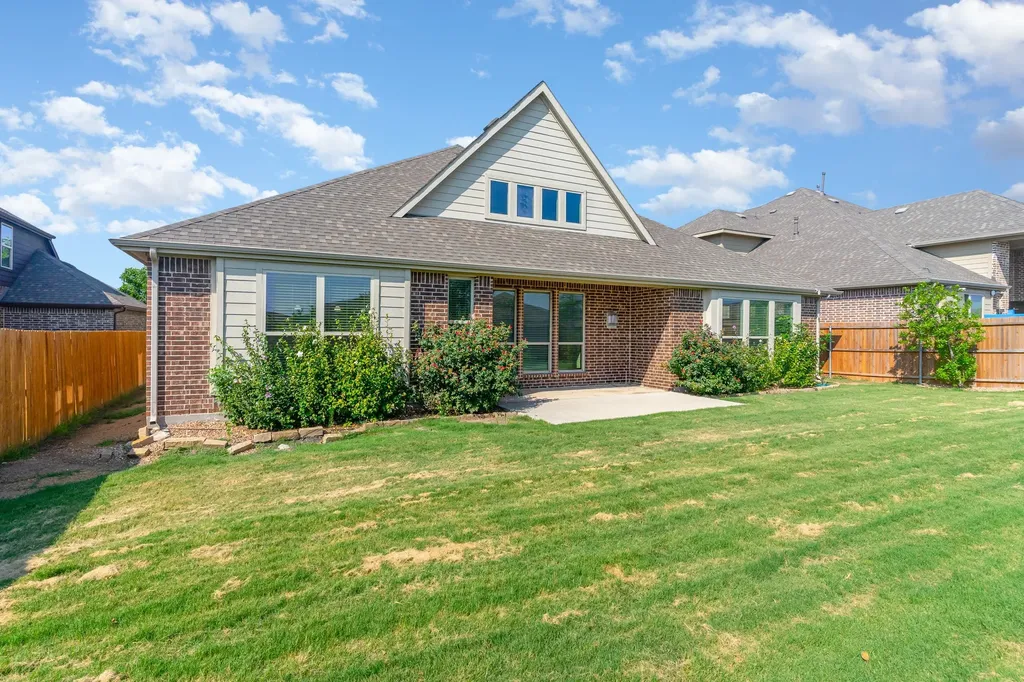 2008 Longbridge Road Forney TX 75126