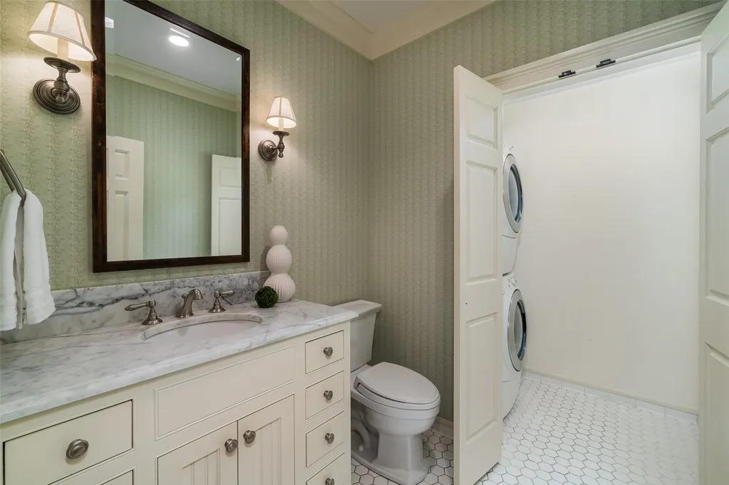 2315 Routh Street Dallas TX 75201