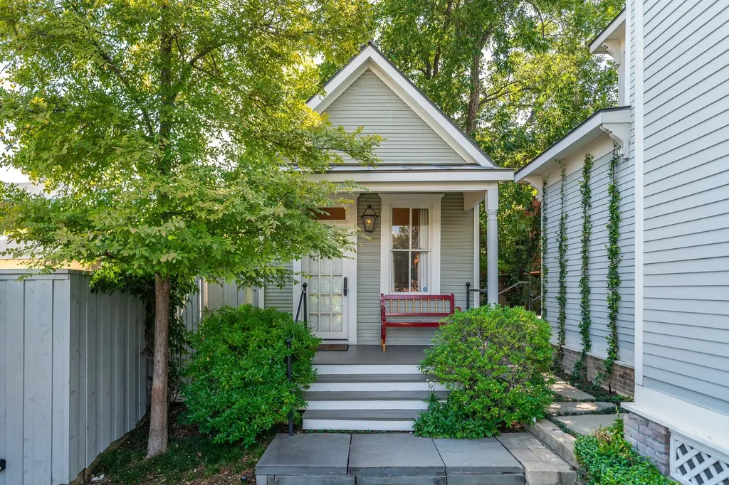 2315 Routh Street Dallas TX 75201