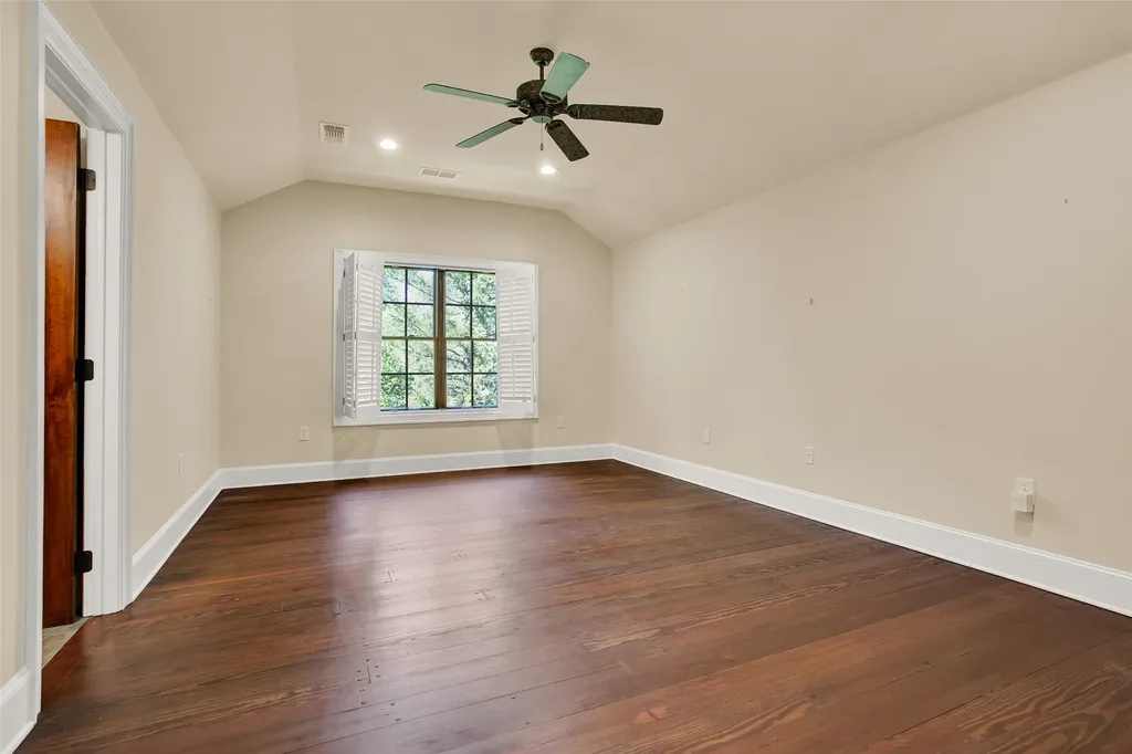 48 Summit Oaks Circle Denison TX 75020