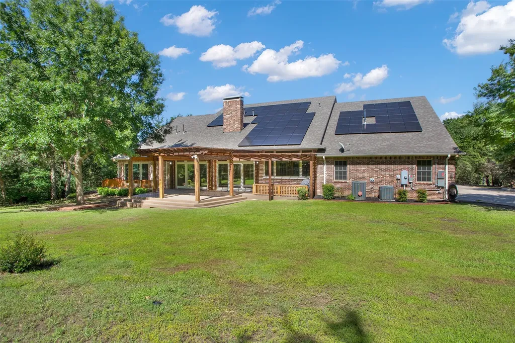 48 Summit Oaks Circle Denison TX 75020