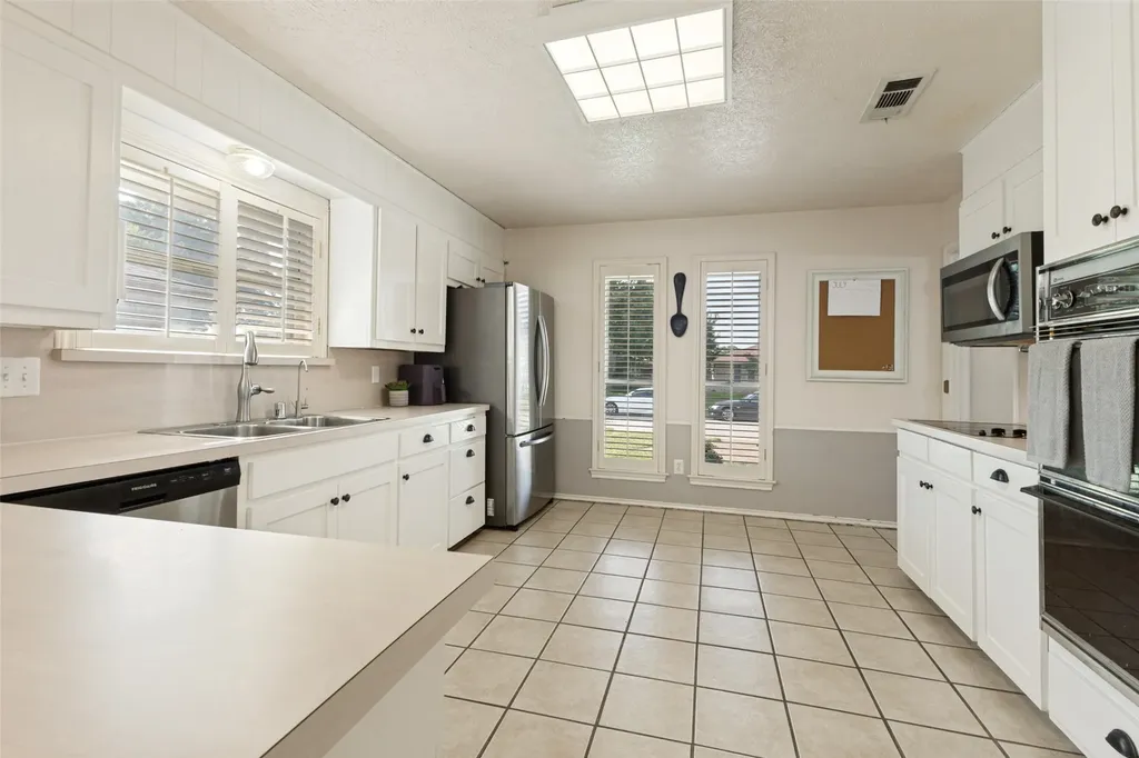 2512 Evergreen Drive Plano TX 75075