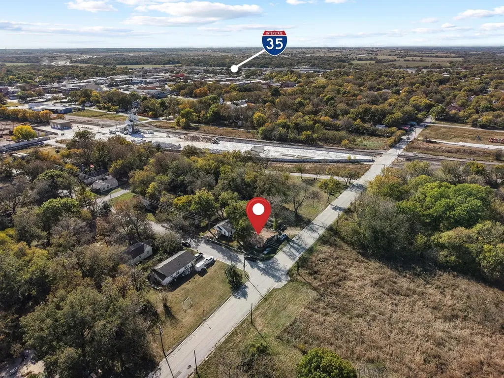 625 Denison Street Gainesville TX 76240