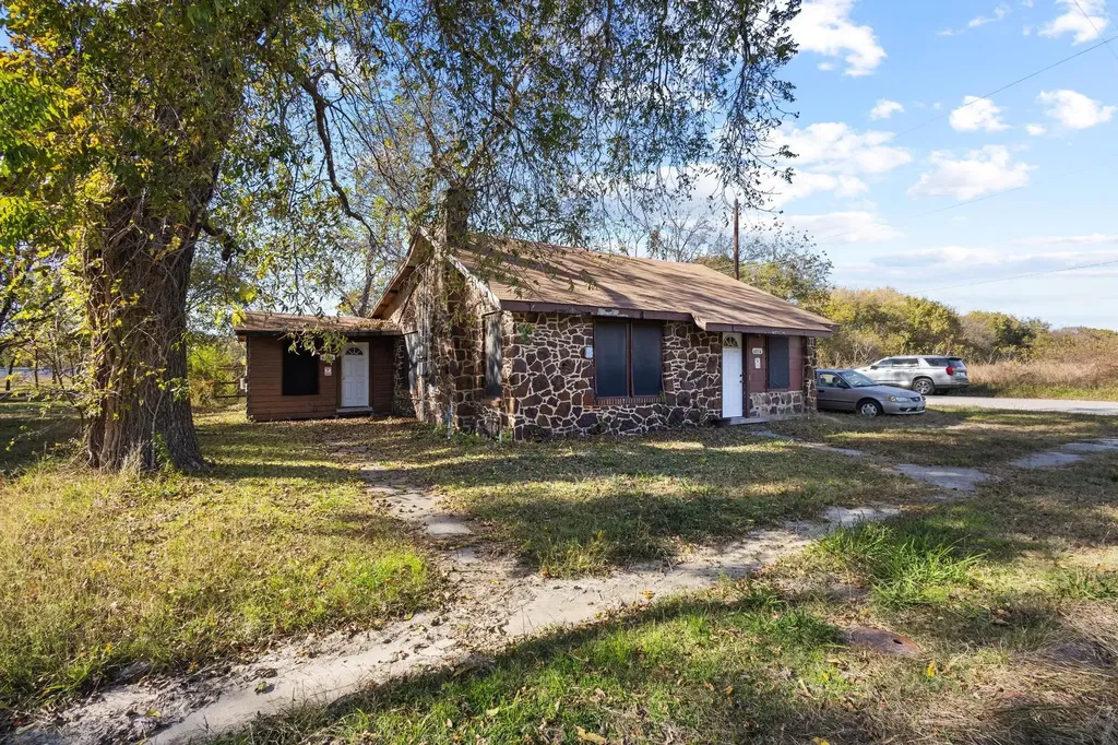 625 Denison Street Gainesville TX 76240