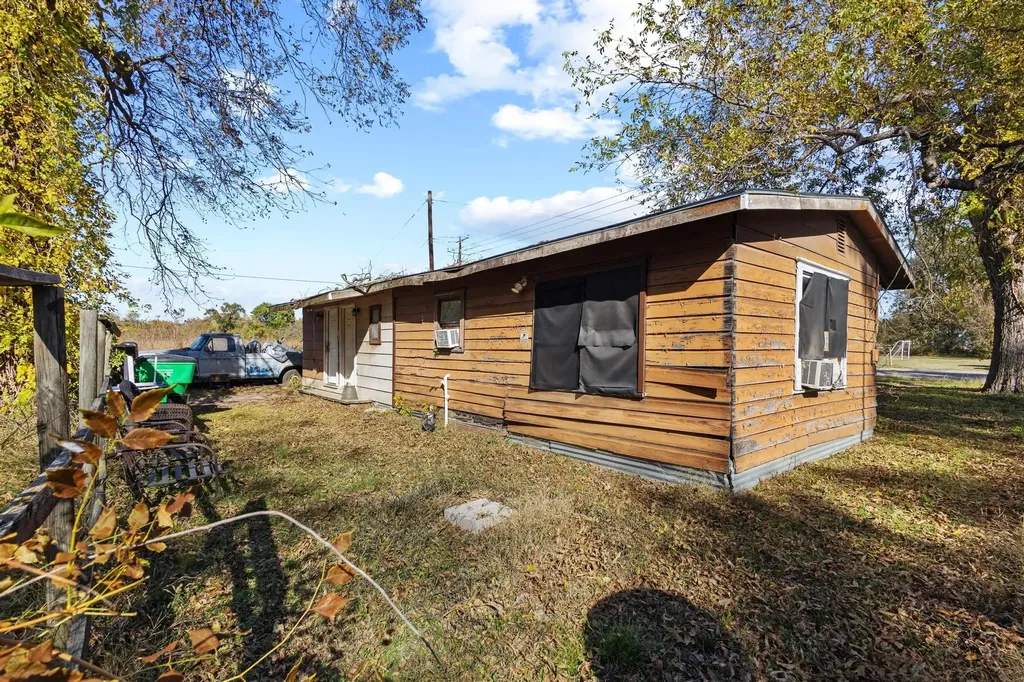 625 Denison Street Gainesville TX 76240