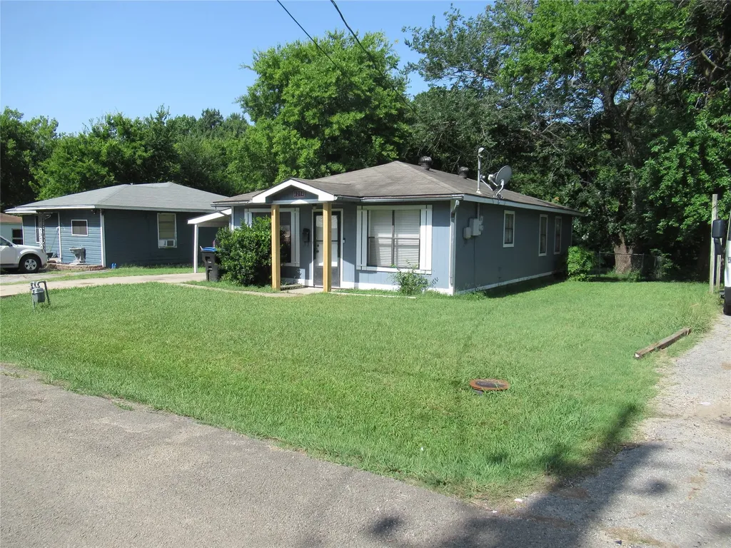 4214 3rd Street Greenville TX 75401