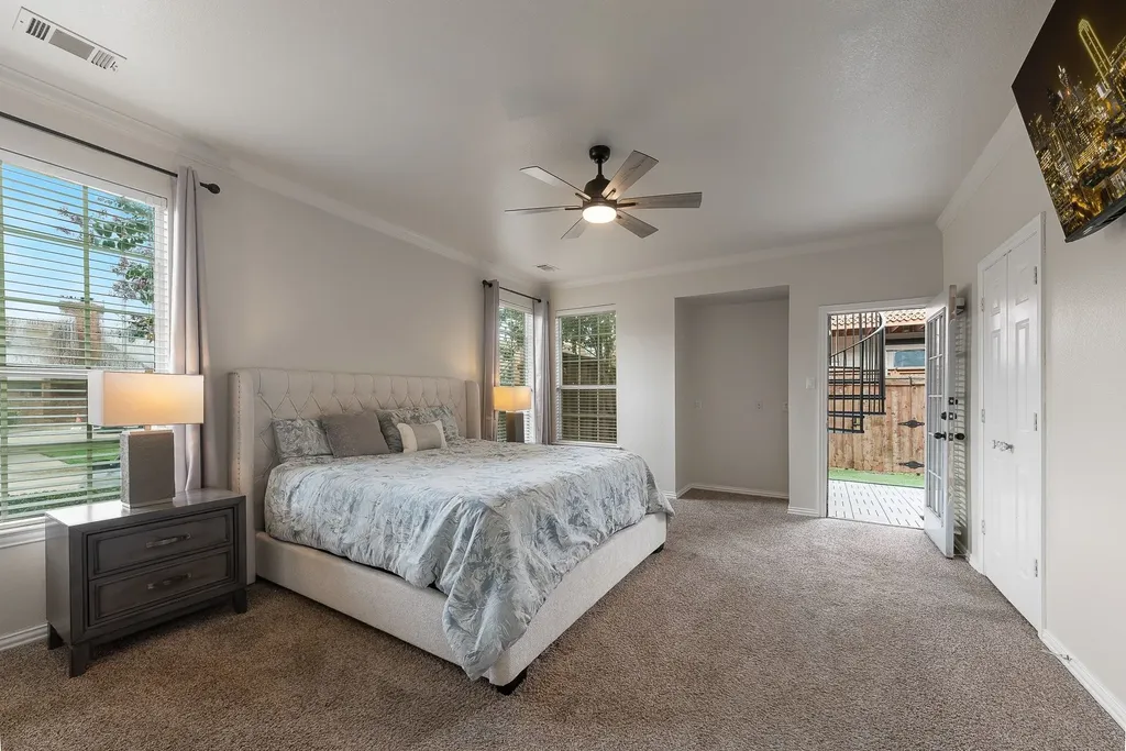 18240 Midway Road Dallas TX 75287