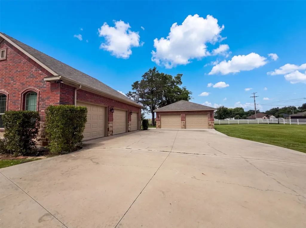 8580 Cedar Creek Lane Greenville TX 75402