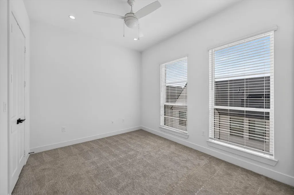 131 Thornton Street Arlington TX 76013
