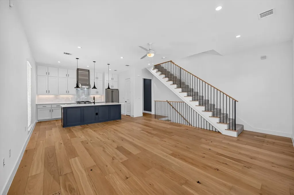 131 Thornton Street Arlington TX 76013