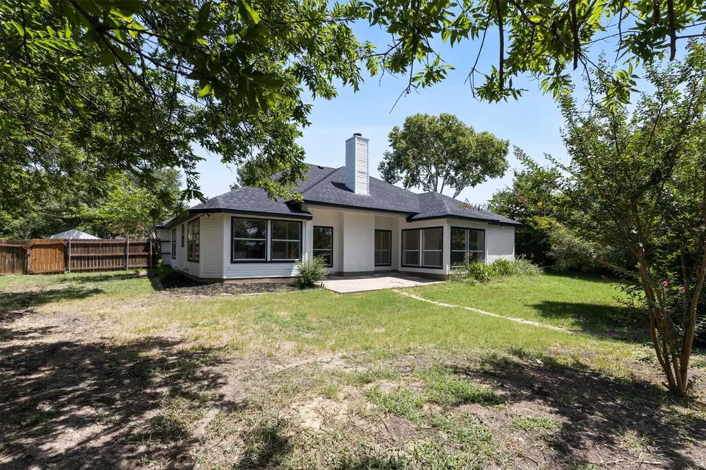 214 Pearly Top Drive Glenn Heights TX 75154