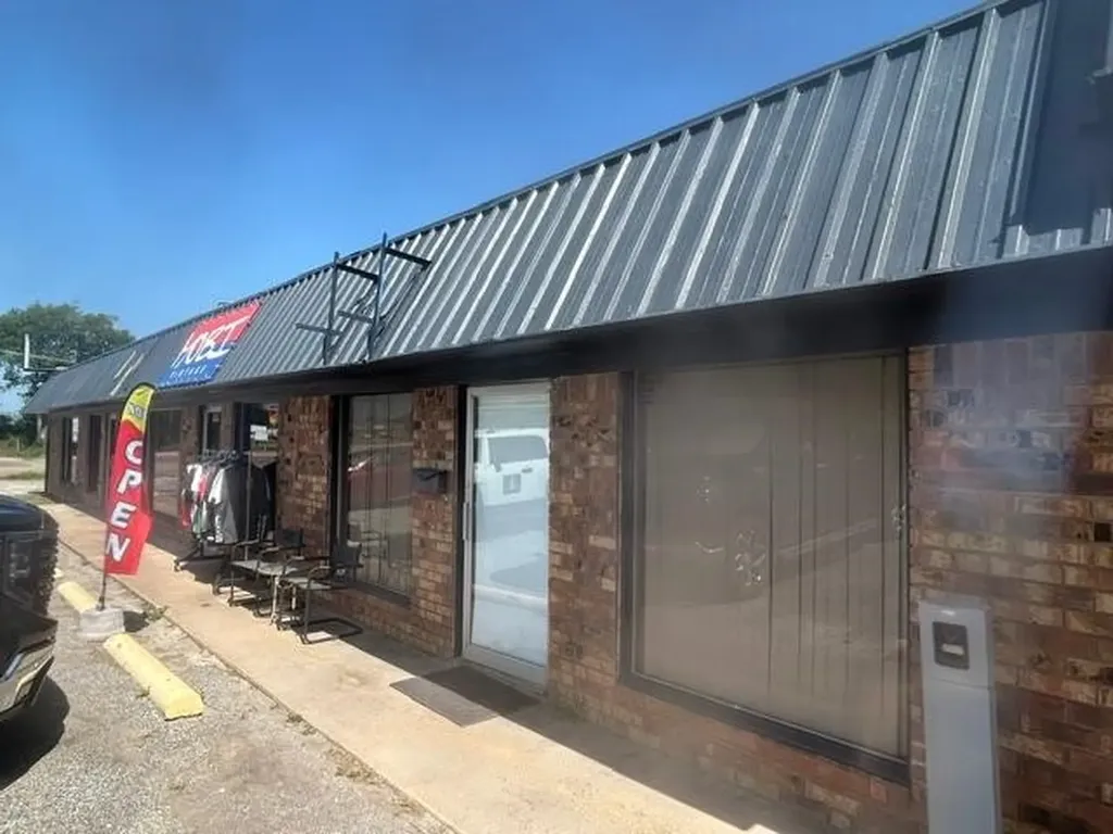 406 W Fm 120 Pottsboro TX 75076