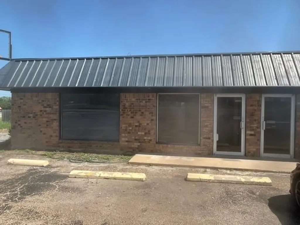 406 W Fm 120 Pottsboro TX 75076