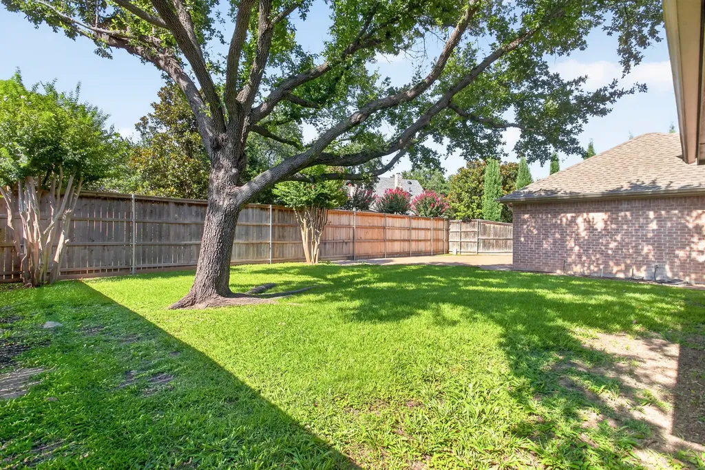 2832 Manorwood Fort Worth TX 76109