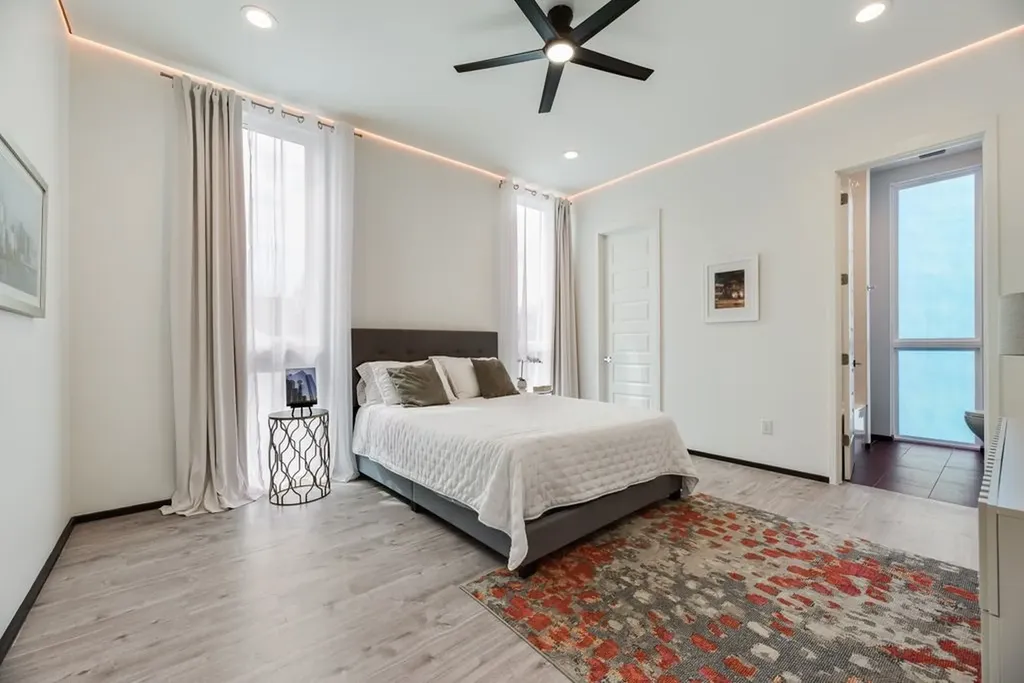 3415 Chihuahua Avenue Dallas TX 75212