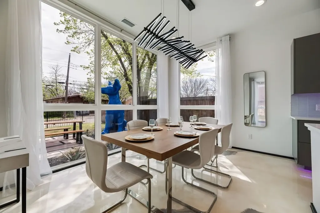 3415 Chihuahua Avenue Dallas TX 75212