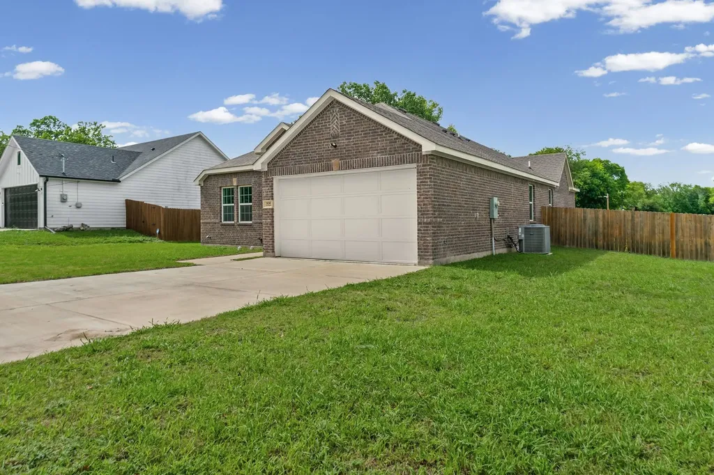 3830 Mcdougal Street Greenville TX 75401