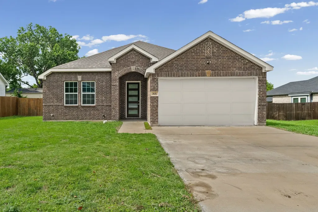 3830 Mcdougal Street Greenville TX 75401