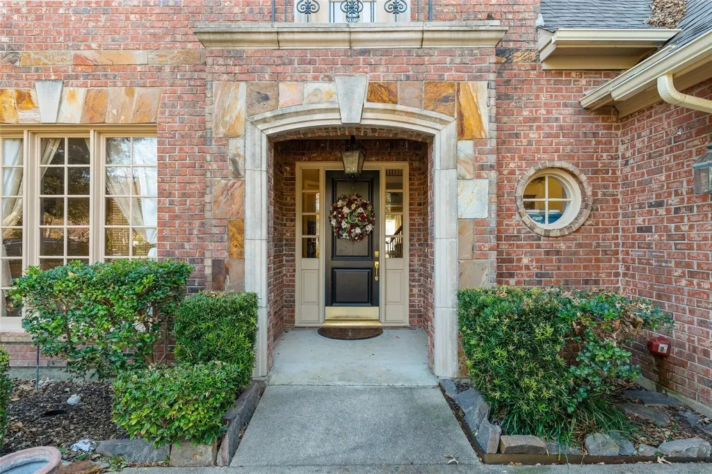 5932 Riverbend Place Fort Worth TX 76112