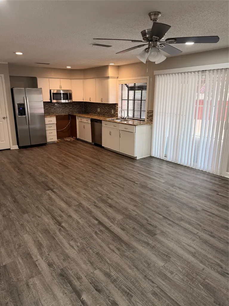 1262 Valencia Lane Lewisville TX 75067