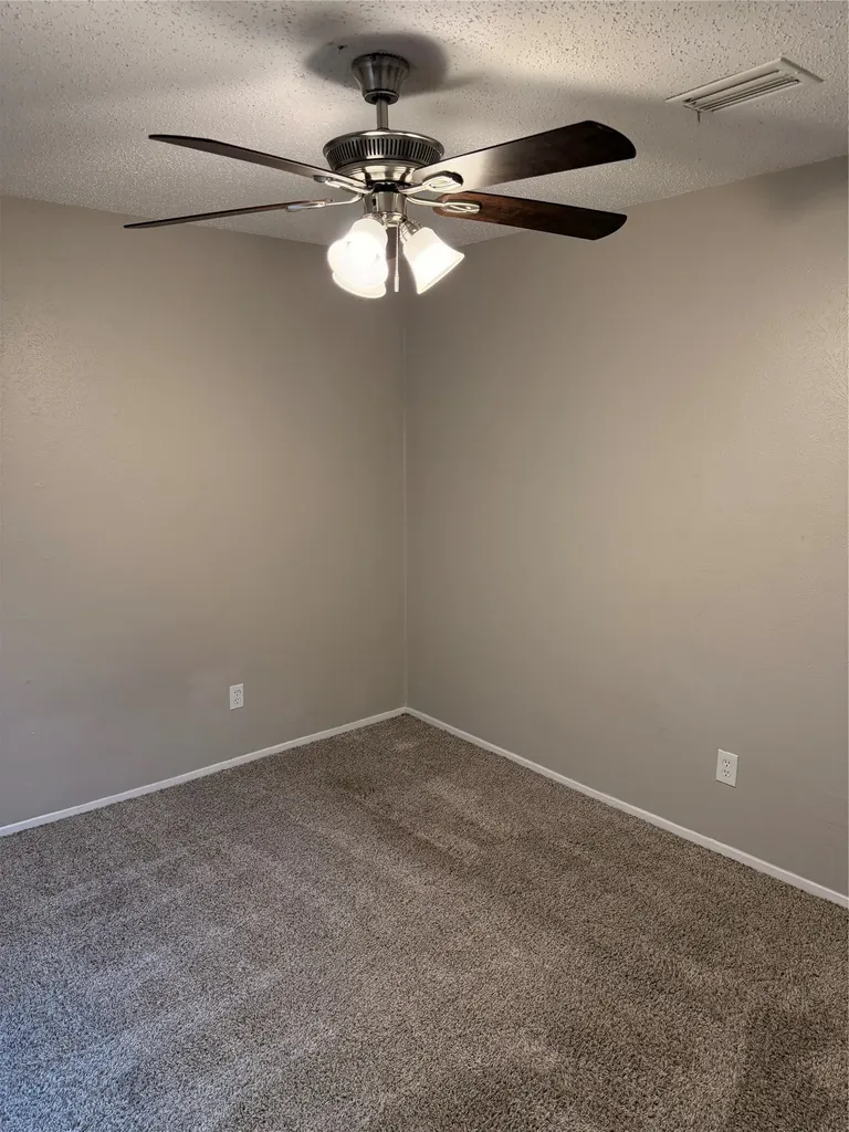 1262 Valencia Lane Lewisville TX 75067