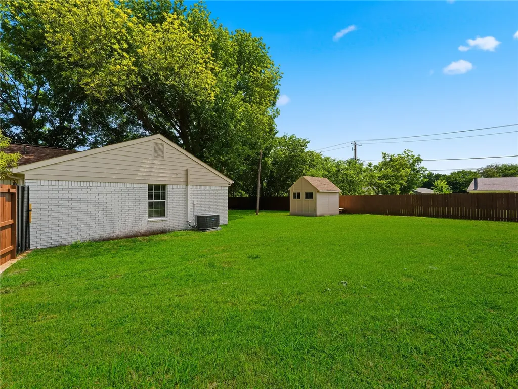 6400 Patino Court Watauga TX 76148
