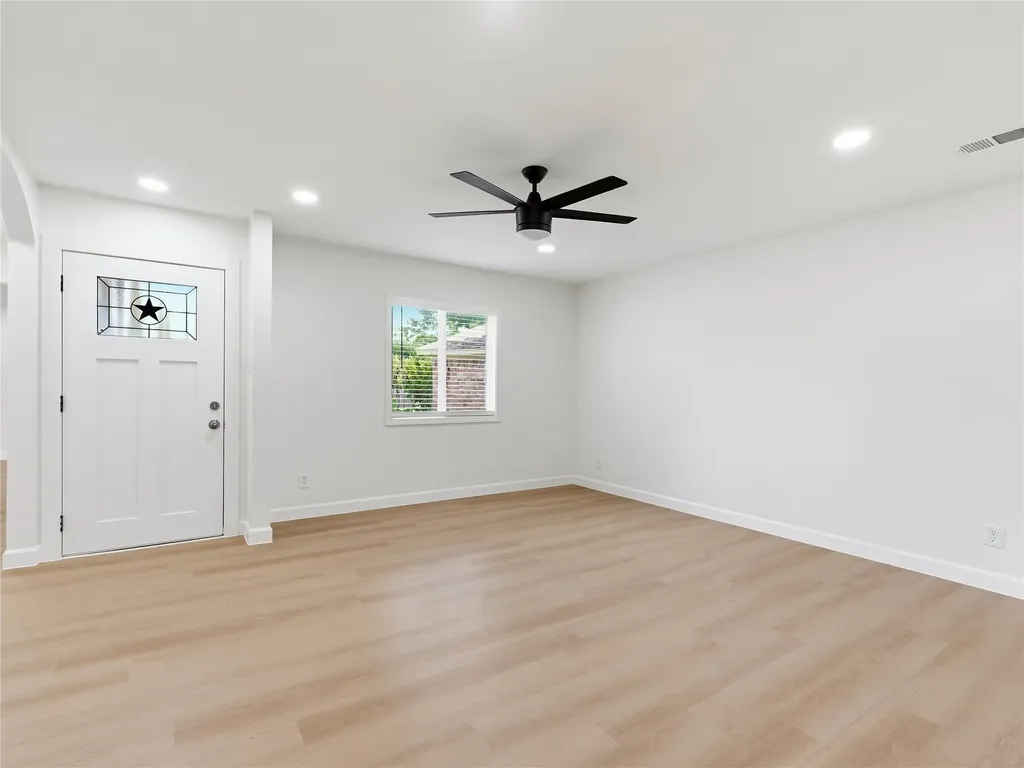6400 Patino Court Watauga TX 76148