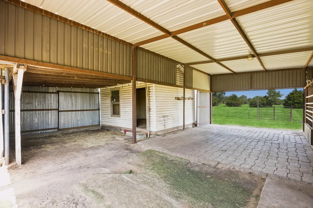 14221 County Road 545 Nevada TX 75173