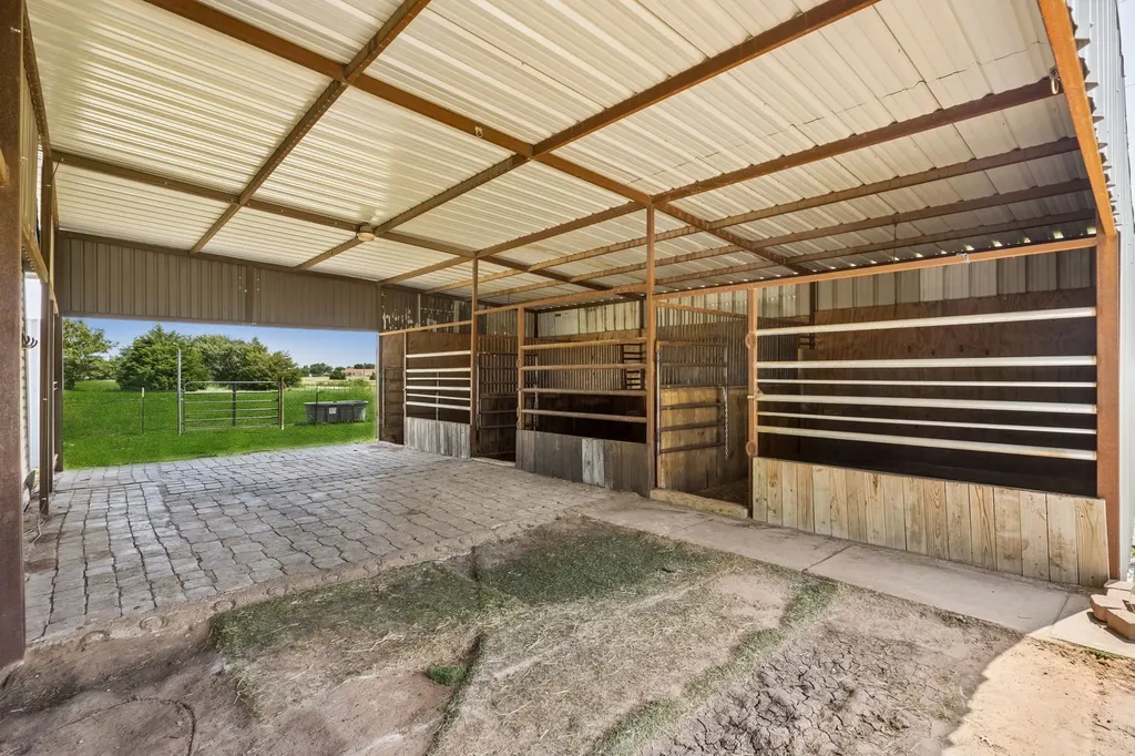 14221 County Road 545 Nevada TX 75173