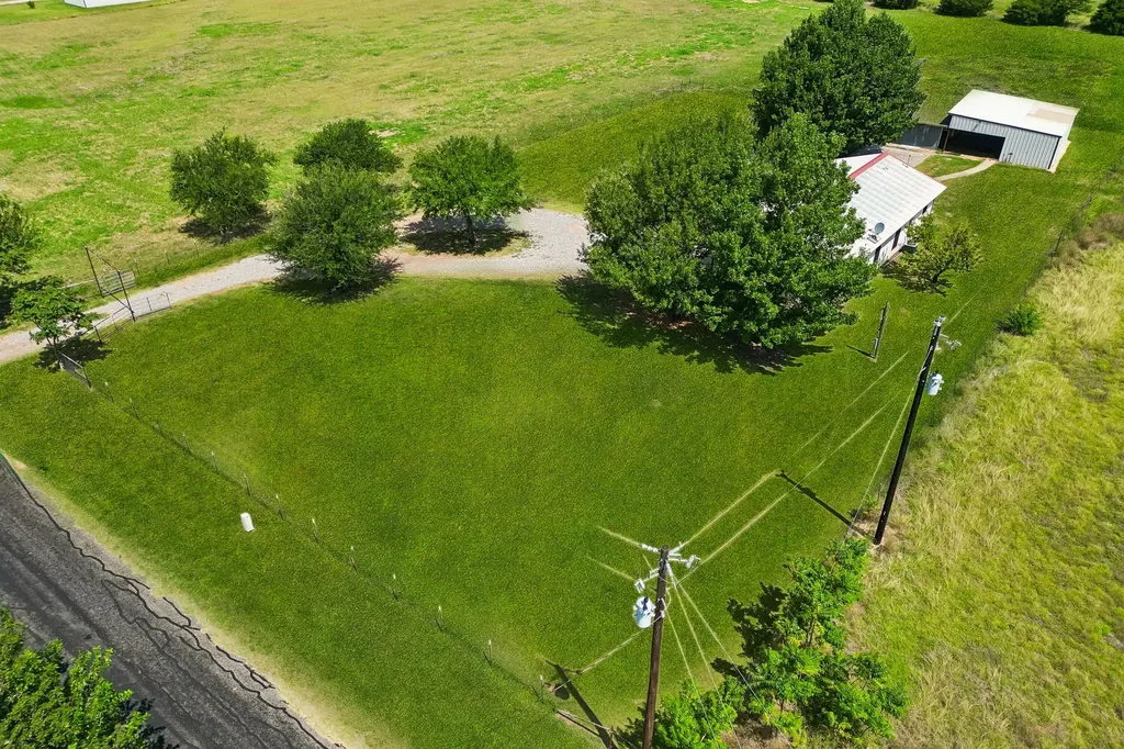 14221 County Road 545 Nevada TX 75173
