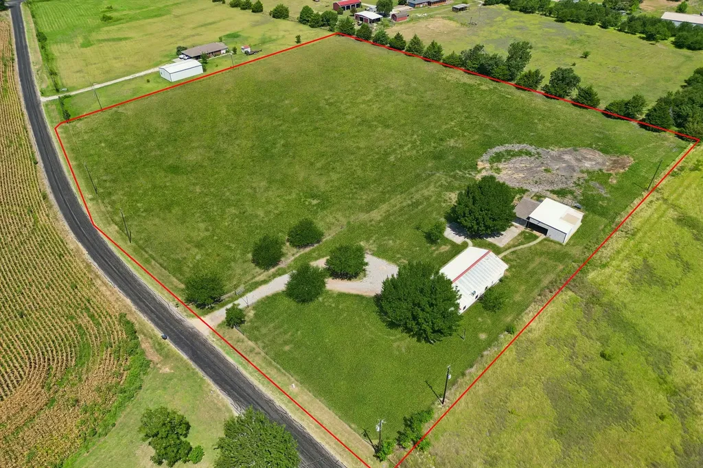 14221 County Road 545 Nevada TX 75173