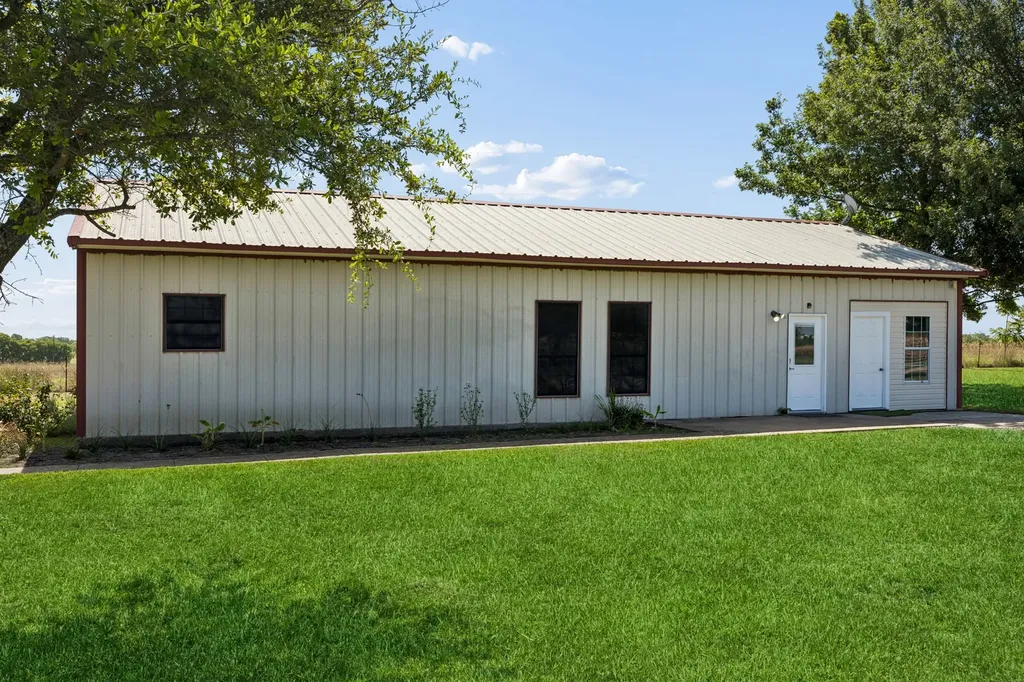 14221 County Road 545 Nevada TX 75173