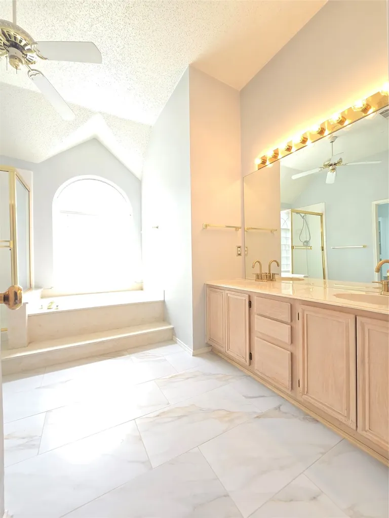 10512 Napa Valley Drive Frisco TX 75035