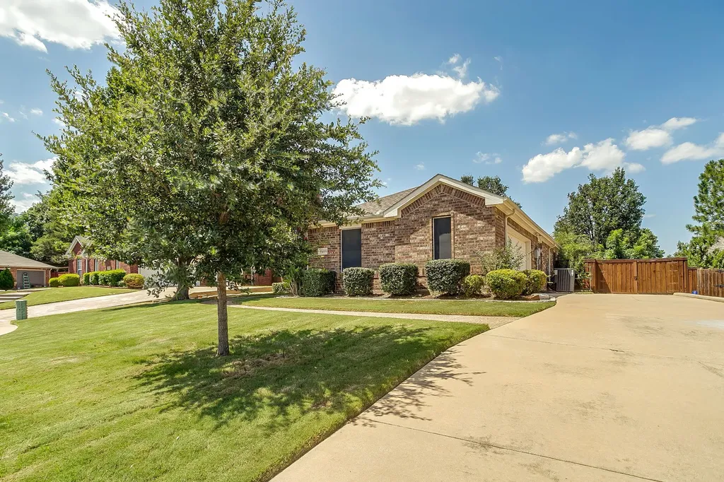 1409 Montevideo Court Denton TX 76210
