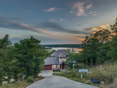 165 Cote D Azur Drive Chico TX 76431